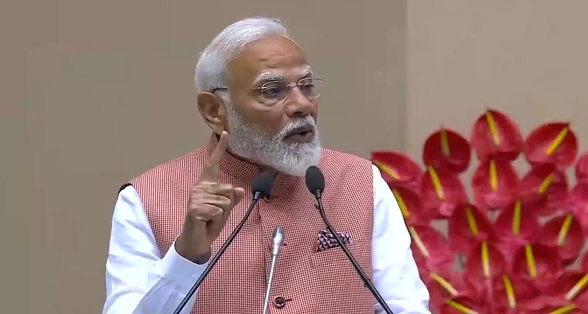 'देश में Chhaava की धूम मची है', PM मोदी ने की फिल्म की तारीफ, RSS के दिनों को भी किया याद