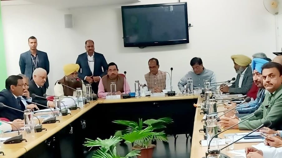 किसानों और केंद्र के बीच दूसरे दौर की बातचीत खत्म, अब 19 मार्च को होगी अगली बैठक