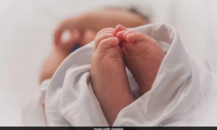 मेरा क्या कसूर! मुंबई में चार महीने की बच्ची को क्यों नहीं मिल रही ‘मां’, पढ़ें क्या है पूरी कहानी