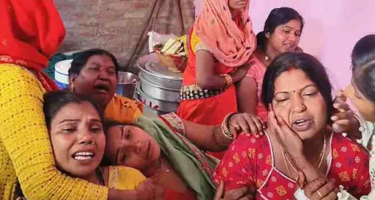 अयोध्या: बेड पर दुल्हन का शव और फंदे से लटक रहा था दूल्हा… अब क्या बता रही पोस्टमार्टम रिपोर्ट