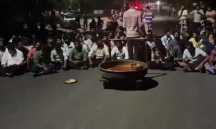 उस्मानिया यूनिवर्सिटी के खाने में मिला ब्लेड:पहले कीड़े और कांच के टुकड़े मिले थे, छात्रों ने विर