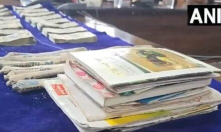विस्फोटक, साहित्य, कैश… गरियाबंद पुलिस को नक्सलियों के डंप में और क्या मिला?