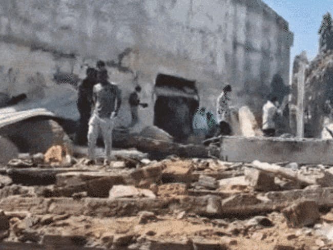 बेटे की तेरहवीं करनी थी, रुपए कमाने गए गुजरात:मां बोली-सब खत्म हो गया; पटाखा फैक्ट्री विस्फोट में ए