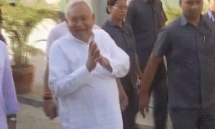 वक्फ बिल का विरोध, 6 मुस्लिम नेताओं ने JDU छोड़ी:बोले