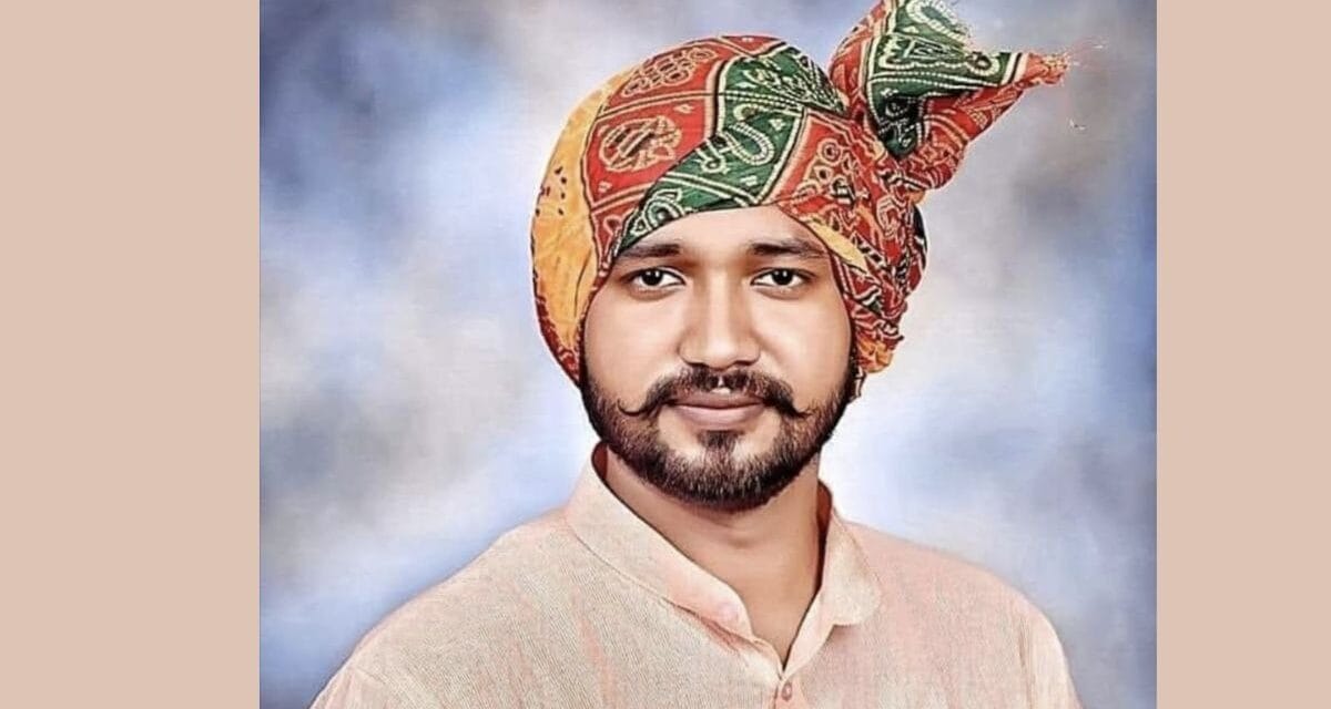 प्रयागराज: गाजी मियां की दरगाह पर भगवा झंडा लहराने के मामले में आरोपी मानवेंद्र गिरफ्तार