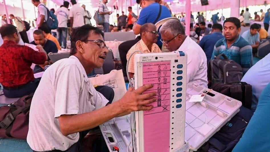 अमेरिका ने उठाए सवाल, EVM पर बवाल! जानें भारत का वोटिंग सिस्टम कैसे बना भरोसे की मिसाल