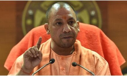 UP में बड़ा प्रशासनिक फेरबदल, 6 जिलों के डीएम समेत 16 IAS अधिकारियों का हुआ ट्रांसफर