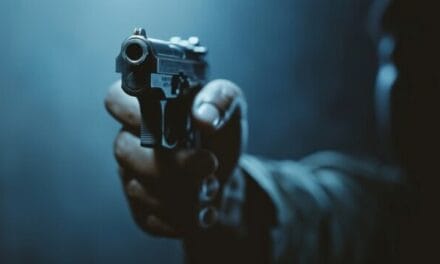 बिहार के पुलिस थाने में खूनी खेल! सिपाही ने साथी सिपाही के सीने में दाग दीं 11 गोलियां, फिर लहराता रह