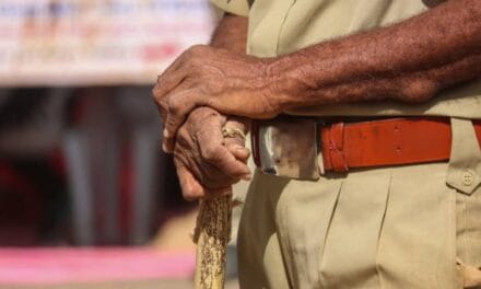 पिस्तौल दिखाकर लड़की के अपहरण का दावा, झारखंड के सरायकेला में दो समुदायों के बीच तनाव
