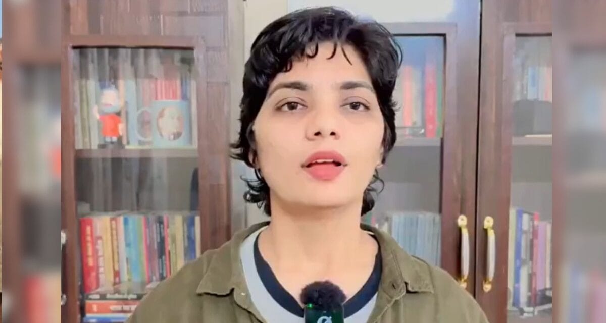 नेहा सिंह राठौर के खिलाफ FIR दर्ज, देश विरोधी पोस्ट करने का आरोप