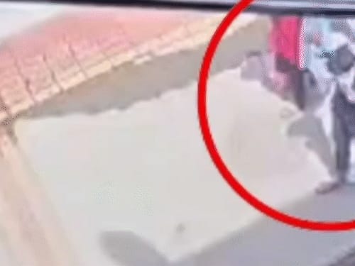 सूरत में 11 साल के लड़के को लेकर भागी टीचर:5वीं के स्टूडेंट को एक साल से ट्यूशन पढ़ा रही थी, चार दिनों
