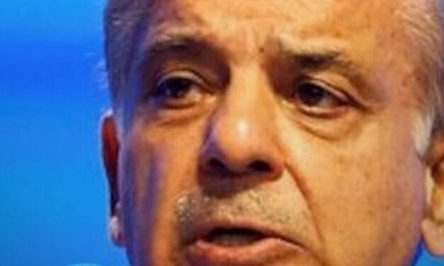 Pakistan का स्टॉक मार्केट क्रैश, IMF से लगाई मदद की गुहार