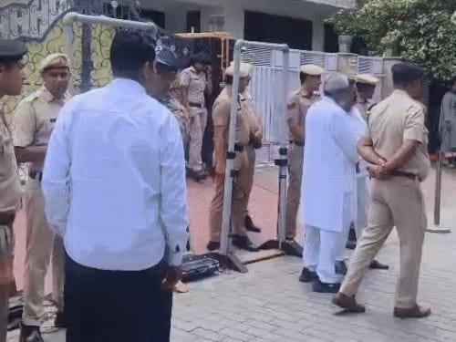 राहुल गांधी थोड़ी देर में लेफ्टिनेंट नरवाल के घर पहुंचेंगे:पहलगाम हमले में हुई थी हत्या; हरियाणा स
