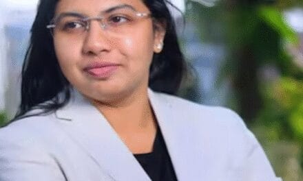भास्कर अपडेट्स:हैदराबाद में एक महिला CEO 5 लाख की कोकीन खरीदते पकड़ी गई, गिरफ्तार