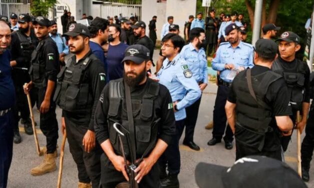 भारत की कार्रवाई से बौखलाया PAK, भारतीय राजनयिक को 24 घंटे में देश छोड़ने का अल्टीमेटम