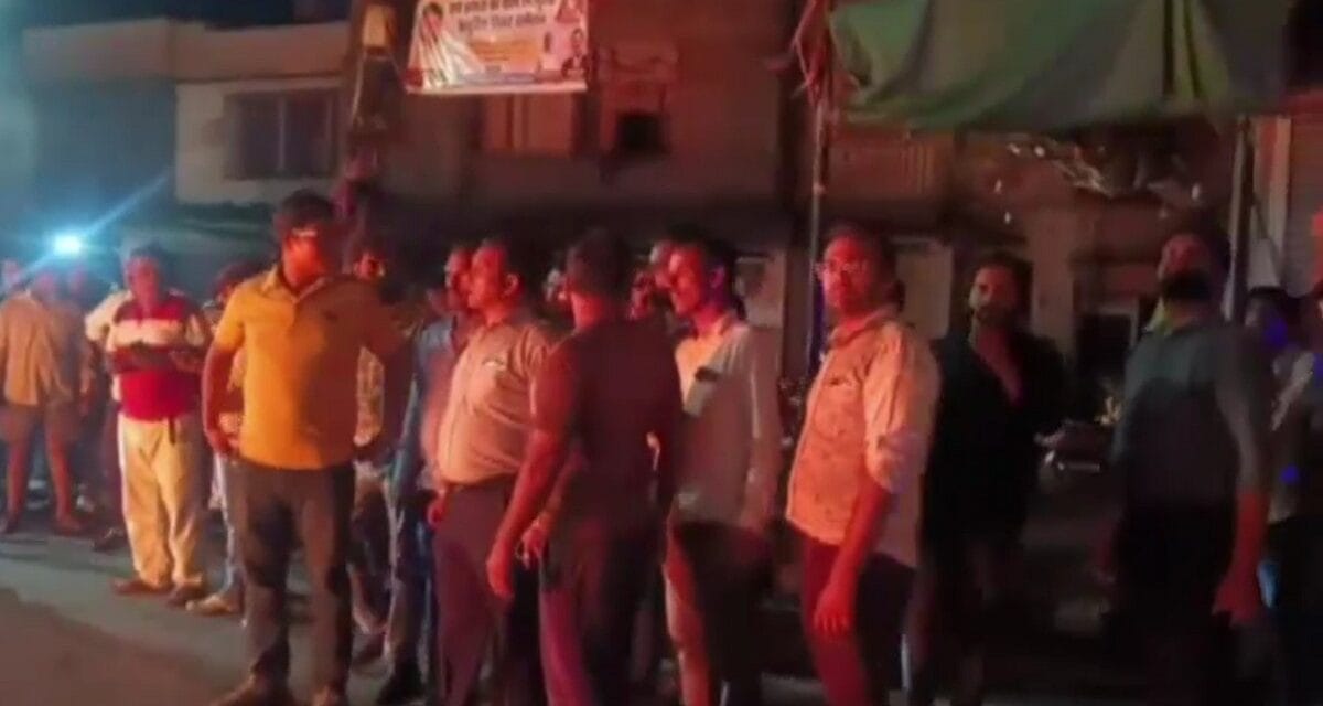 उदयपुर में दो समुदायों के बीच हिंसक झड़प, तनाव के बाद पूरे इलाके में भारी सुरक्षाबल तैनात