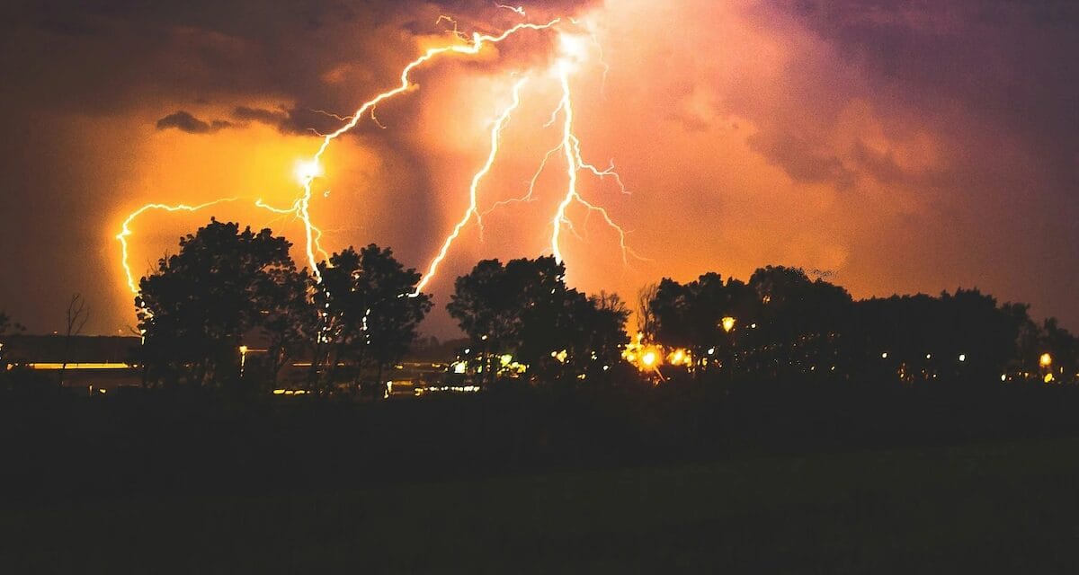 झारखंड के बोकारो में वज्रपात और डूबने की घटनाओं में सात लोगों की मौत