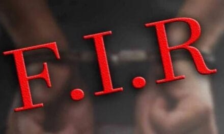 चोरी करने आया चोर खुद पहुंचा थाने, ग्रामीणों पर दर्ज करवाई FIR, फिर कहा…