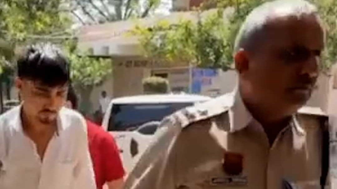 करनाल में मोबाइल शॉप के बाहर फायरिंग, 2 आरोपी गिरफ्तार