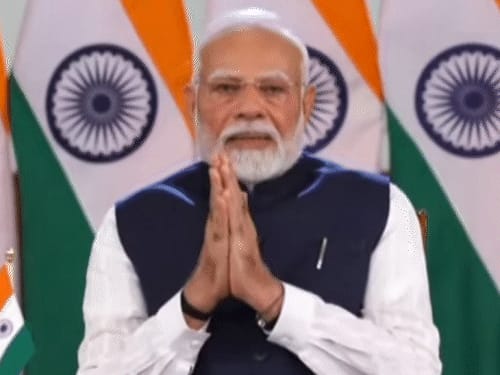 PM ने स्पेस मिशन पर गए शुभांशु से बात की:भारतीय एस्ट्रोनॉट बोले