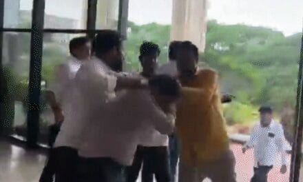 ओडिशा भाजपा नेता जगन्नाथ प्रधान गिरफ्तार:समर्थकों ने सरकारी अफसर को ऑफिस में घुसकर पिटा था, लात-घ
