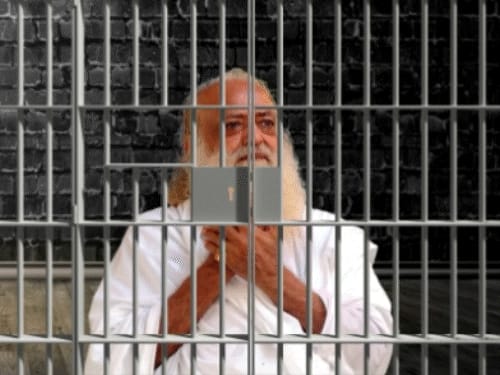 आसाराम की जमानत एक महीने और बढ़ाई गई:गुजरात हाईकोर्ट ने कहा– यह आखिरी एक्सटेंशन है, सुप्रीम कोर्ट