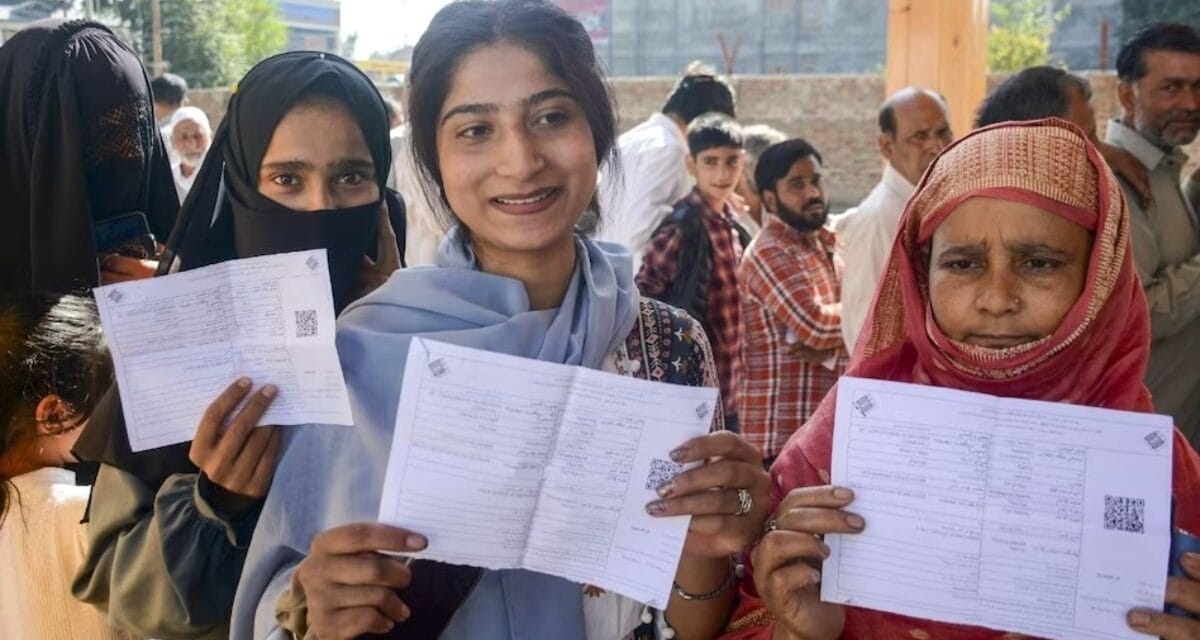 'वोटर लिस्ट अपडेशन को लेकर SIR प्रॉसेस में कोई बदलाव नहीं', विज्ञापन से पैदा हुए भ्रम पर EC की सफाई