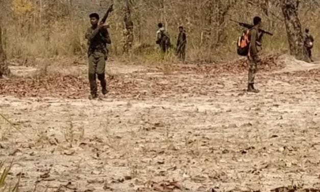 46 डेटोनेटर, नक्सली वर्दी और प्रतिबंधित साहित्य… जंगल से माओवादियों के सामान का जखीरा बरामद