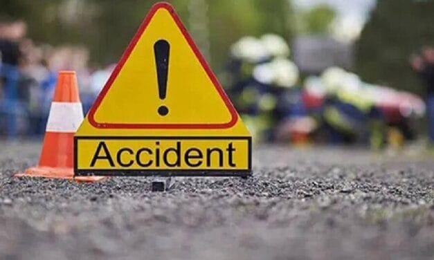 गाजीपुर में भीषण सड़क हादसा… तेज रफ्तार ट्रक ने दो युवकों को रौंदा, मौके पर हुई मौत