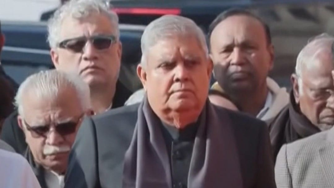 Jagdeep Dhankhar के इस्तीफे पर क्यों उठ रहे सवाल?