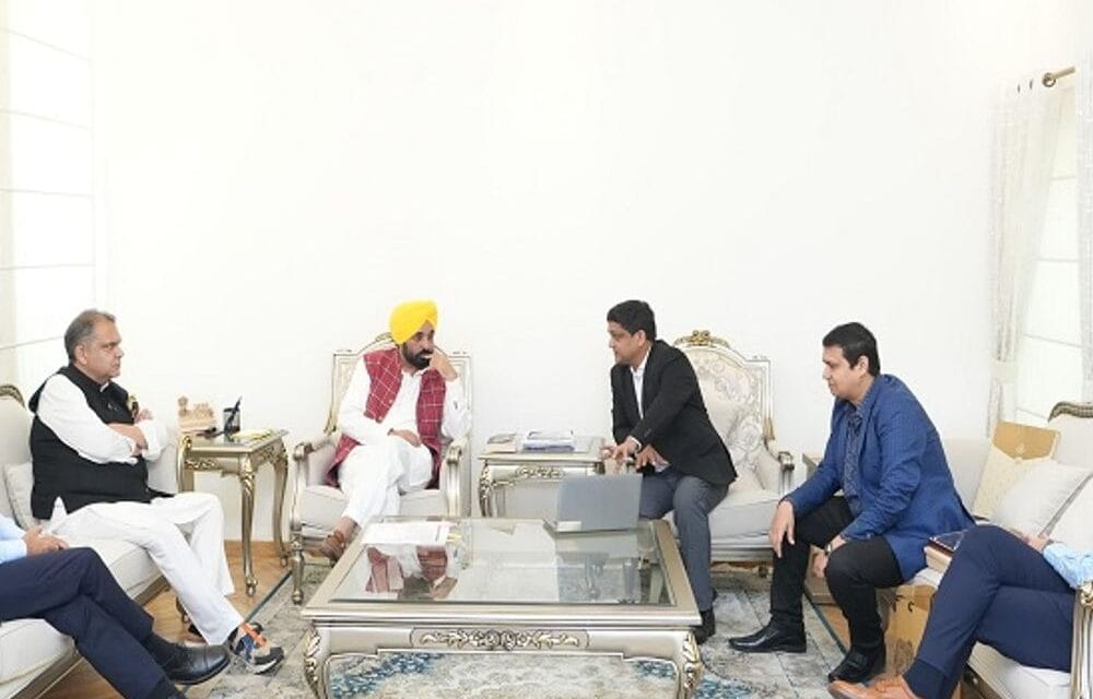 पंजाब बनेगा सेमीकंडक्टर हब:CM मान ने की बैठक, मोहाली में पार्क बनाने की घोषणा की, AI से लेकर हेल्थ तक क