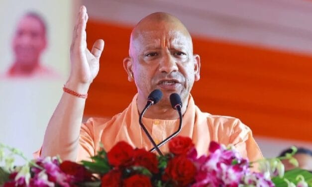 यूपी में बड़ा फेरबदल… योगी सरकार ने 10 जिलों की कमान सौंपी नए अधिकारियों को, देखें लिस्ट