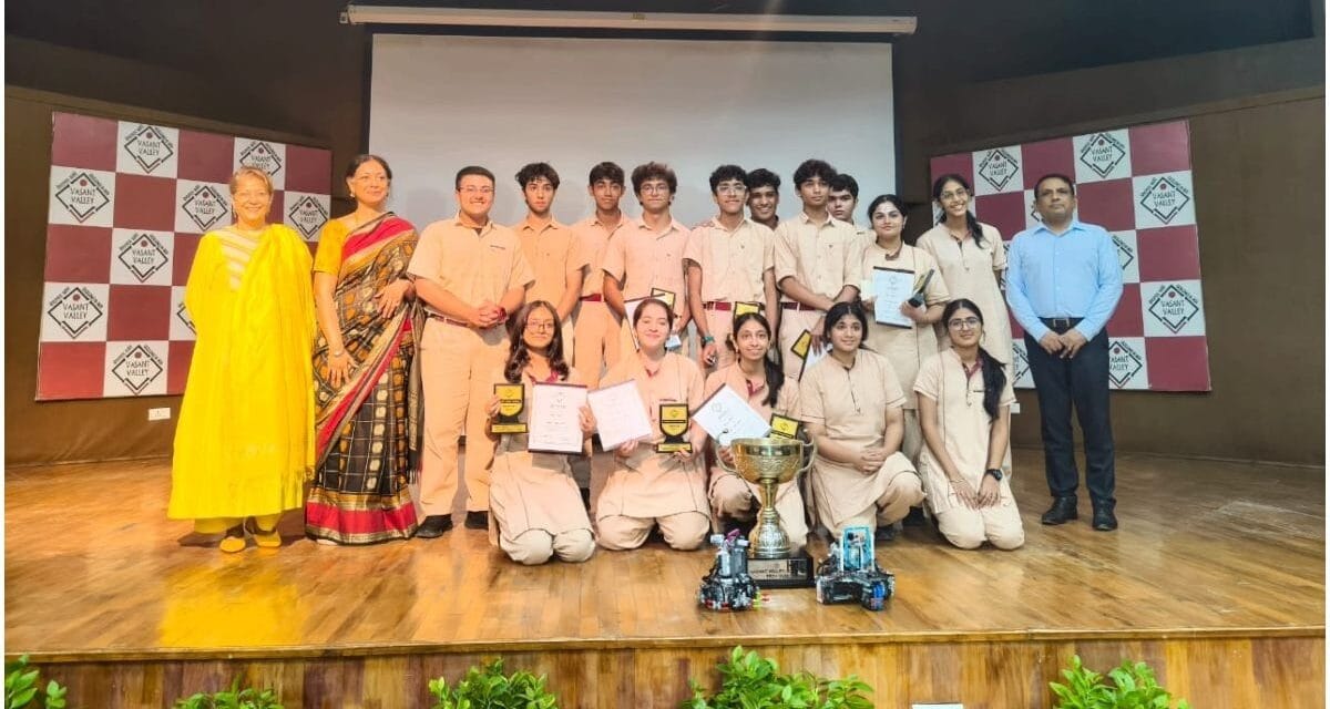 वसंत वैली स्कूल ने 'Techvviz' में जीते 4 अवॉर्ड्स, 3 कैटेगरी में मिला पहला स्थान