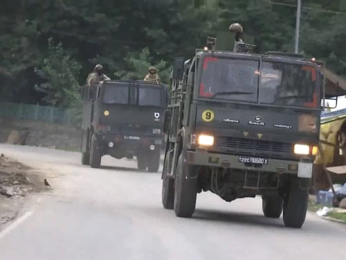 जम्मू-कश्मीर के कुलगाम में एक आतंकी ढेर:ऑपरेशन जारी; 6 दिनों में तीसरा एनकाउंटर, 28 जुलाई को पहलगाम ह