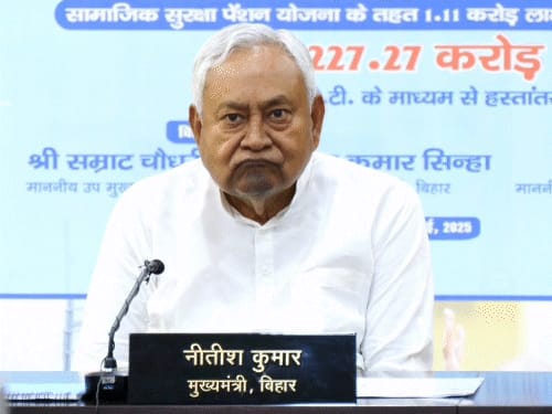बिहार में शिक्षक भर्ती में डोमिसाइल लागू:अब बिहार के लोगों को ही नौकरी में मिलेगी प्राथमिकता; चुन