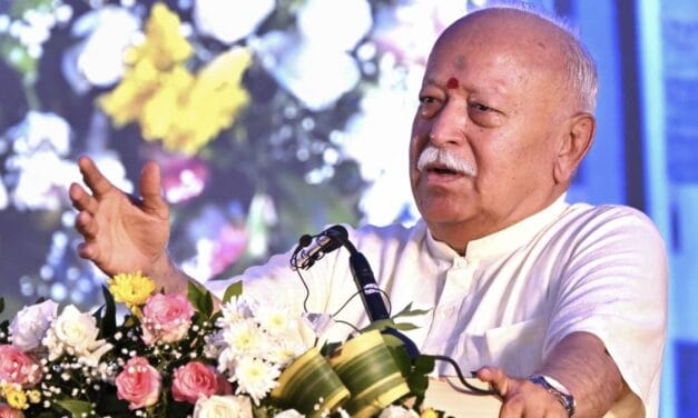 'शिक्षा-इलाज आम लोगों की पहुंच से बाहर', मोहन भागवत ने जताई चिंता