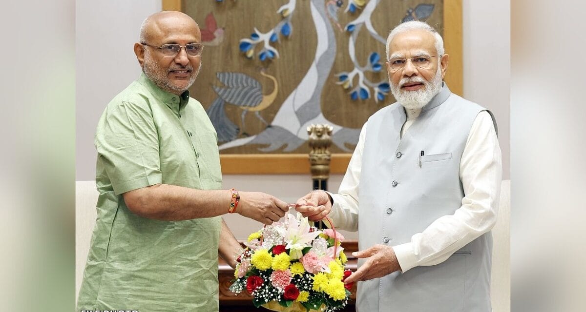 पीएम मोदी ने सीपी राधाकृष्णन को दी बधाई, कहा