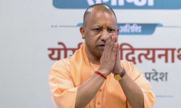 योगी देश के सबसे लोकप्रिय मुख्यमंत्री, गृह राज्य में हिमंता और तमांग रहे नंबर-1