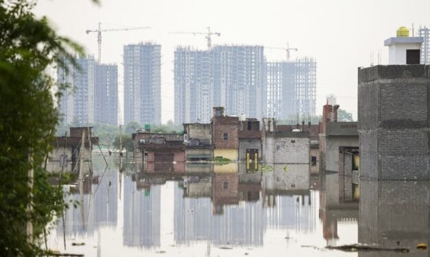 कश्मीर से दिल्ली तक बारिश का कहर… लैंडस्लाइड से हाइवे ध्वस्त, यमुना का जलस्तर अब भी 207 मीटर के पार