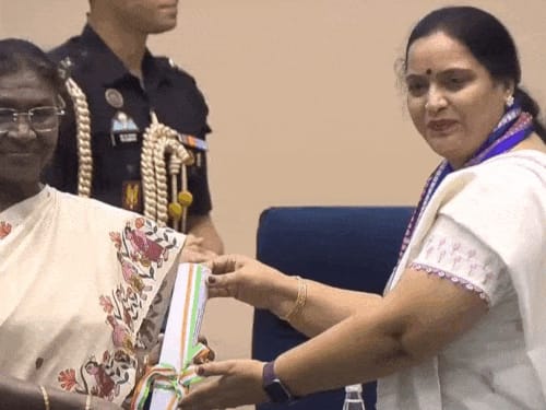 पंजाब-चंडीगढ़ के 2 टीचर राष्ट्रपति से सम्मानित:राष्ट्रीय पुरस्कार मिला, एक का 15 साल से 100% रिजल्ट, दू
