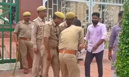 CM योगी के मंत्री के खिलाफ AVBP का प्रदर्शन, समर्थन में आए अखिलेश यादव