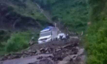 बिलासपुर में बादल फटने से तबाही:10 गाड़ियां मलबे में दबी; घरों को नुकसान, आज 10 जिलों में बारिश का अलर्