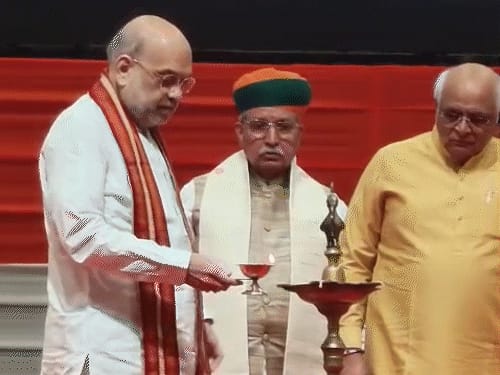 आज से दो दिन के गुजरात दौरे पर अमित शाह:824 करोड़ की लागत से बने गुजरात के सबसे बड़े स्पोर्ट्स कॉम्प्