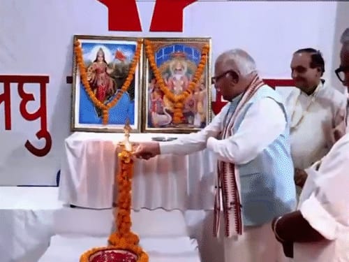 हरियाणा CM का एक दिवसीय दिल्ली दौरा:केंद्रीय मंत्री प्रहलाद जोशी से मिलेंगे; पानीपत में आत्मनिर्भ