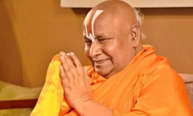 मेरठ: रामभद्राचार्य की कथा के आयोजकों पर ₹42 लाख बकाया का आरोप