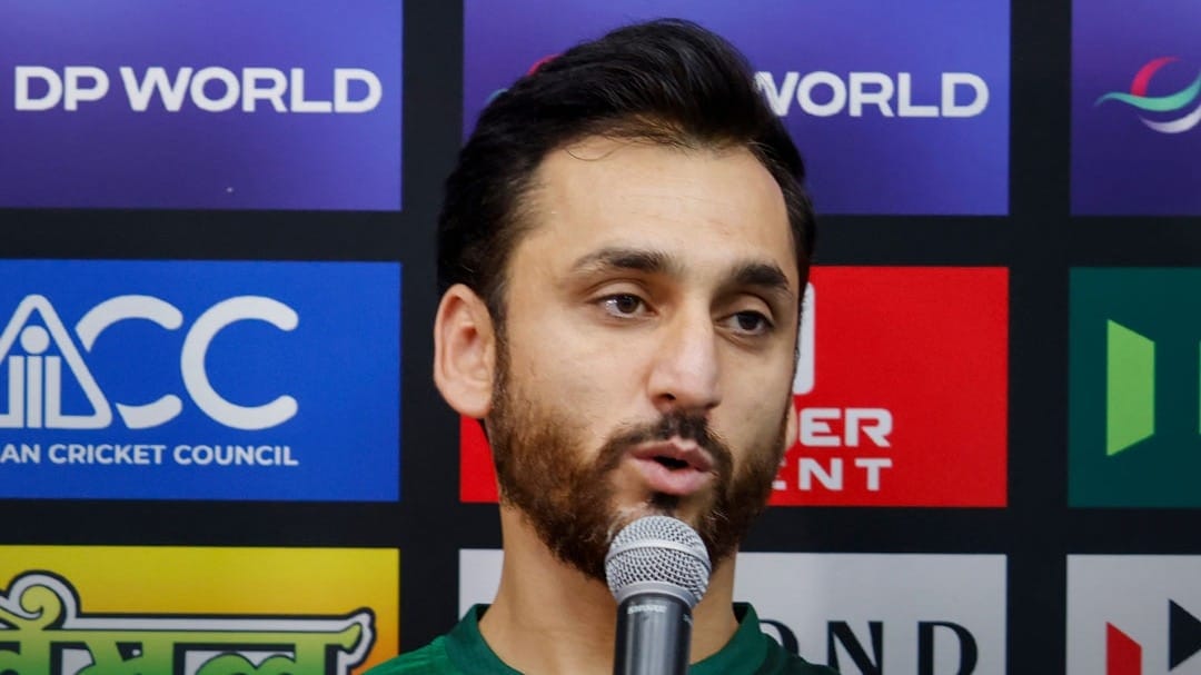 Pak Captain Salman Agha ने अपनी टीम को दी चेतावनी!