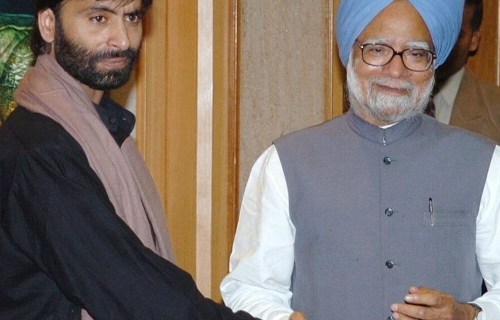 यासीन मलिक बोला-हाफिज से मिलवाने पर मनमोहन ने धन्यवाद दिया:आतंकी का दावा