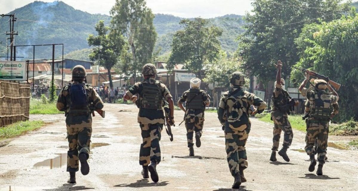 मणिपुर में असम राइफल्स के काफिले पर फायरिंग, एक जवान की हालत गंभीर, कई घायल