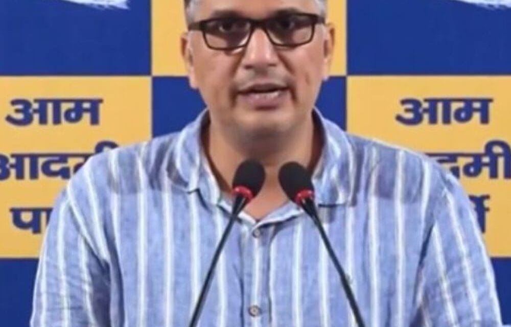 कांग्रेस के बाद AAP का चुनाव आयोग पर आरोप:केजरीवाल की सीट पर नाम काटे थे, RTI का जवाब नहीं दिया; EC ने दावा