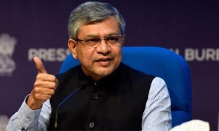 नई दिल्ली स्टेशन पर यात्रियों के लिए बेहतर व्यवस्था और टिकटिंग केंद्र बनाया गया